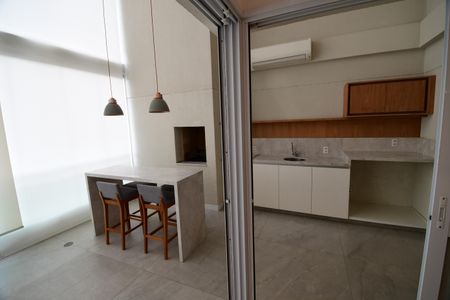 Varanda gourmet de apartamento para alugar com 3 quartos, 188m² em Cambuí, Campinas