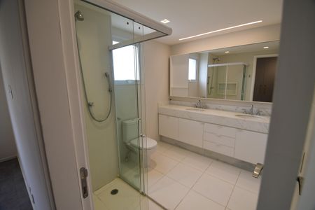 Apartamento para alugar com 188m², 3 quartos e 3 vagasBanheiro Suíte