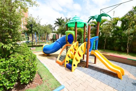 Apartamento para alugar com 188m², 3 quartos e 3 vagasÁrea comum - Playground