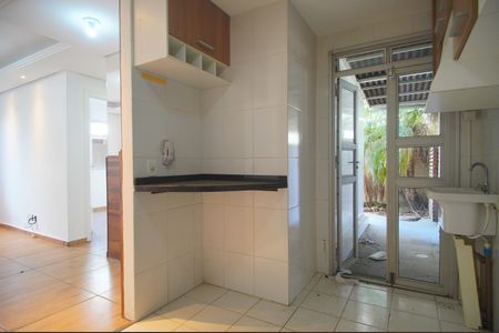 Apartamento para alugar com 64m², 2 quartos e 1 vagaCozinha