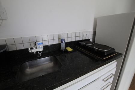 Detalhe da cozinha de kitnet/studio para alugar com 1 quarto, 24m² em Cambuci, São Paulo