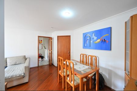 Apartamento para alugar com 73m², 3 quartos e 2 vagasSala