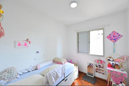 Apartamento para alugar com 73m², 3 quartos e 2 vagasQuarto 2