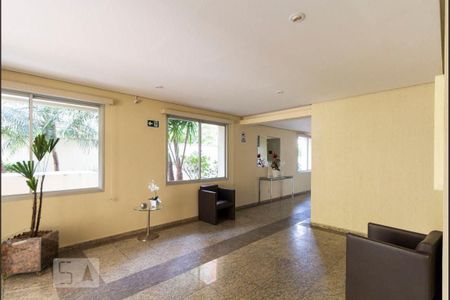 Apartamento para alugar com 73m², 3 quartos e 2 vagas Apartamento para alugar com 73m², 3 quartos e 2 vagasHall social