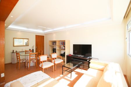 Sala de apartamento à venda com 3 quartos, 105m² em Indianópolis, São Paulo