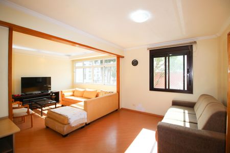 Apartamento para alugar com 105m², 3 quartos e 1 vaga Apartamento para alugar com 105m², 3 quartos e 1 vagaSala/ Quarto Reversível