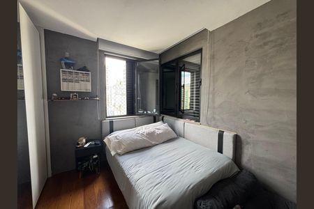 Apartamento à venda com 197m², 4 quartos e 4 vagas