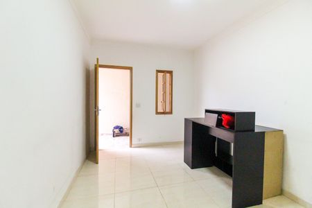 Sala de casa para alugar com 2 quartos, 140m² em Itaquera, São Paulo