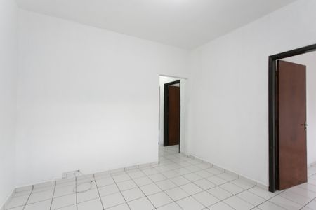 Casa para alugar com 90m², 3 quartos e 2 vagasSala