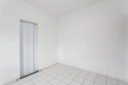 Casa para alugar com 90m², 3 quartos e 2 vagasSuíte 