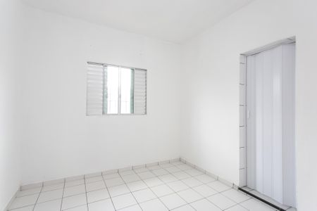 Casa para alugar com 90m², 3 quartos e 2 vagasSuíte 