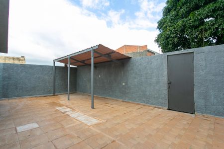 Casa para alugar com 90m², 3 quartos e 2 vagasÁrea Externa 
