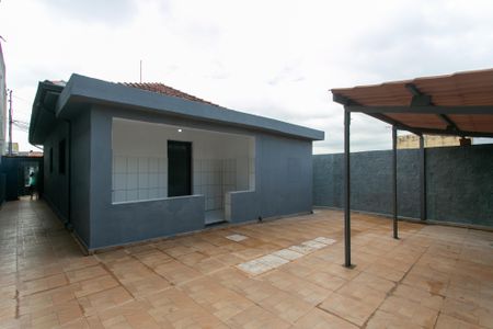Casa para alugar com 90m², 3 quartos e 2 vagasÁrea Externa 