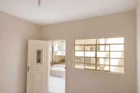 Quarto de casa para alugar com 1 quarto, 45m² em Jardim Flor da Montanha, Guarulhos