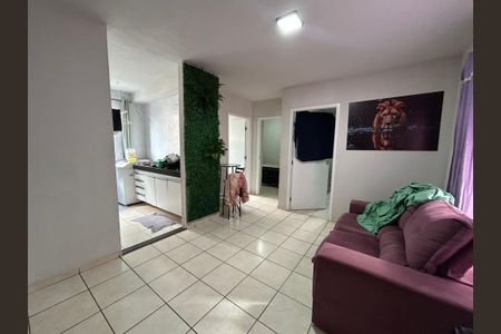 Apartamento à venda com 2 quartos, 53m² em Tijuca, Contagem