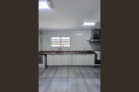 Casa à venda com 197m², 4 quartos e 4 vagasCozinha