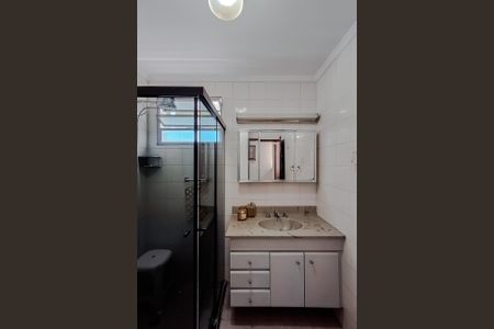 Casa à venda com 197m², 4 quartos e 4 vagasBanheiro