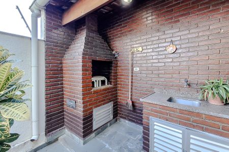 Casa à venda com 197m², 4 quartos e 4 vagasÁrea externa