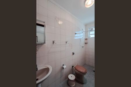 Casa à venda com 197m², 4 quartos e 4 vagasBanheiro da Suíte