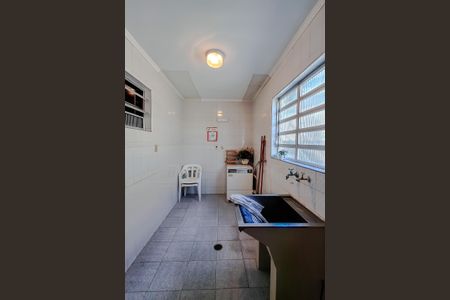Casa à venda com 197m², 4 quartos e 4 vagasÁrea de Serviço