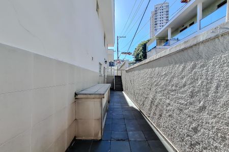Casa à venda com 197m², 4 quartos e 4 vagasÁrea externa