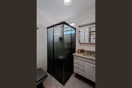 Casa à venda com 197m², 4 quartos e 4 vagasBanheiro