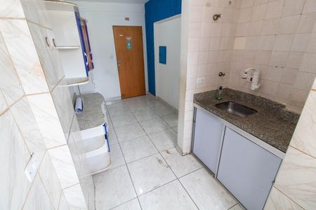 COZINHA de kitnet/studio para alugar com 1 quarto, 55475m² em Centro, Campinas