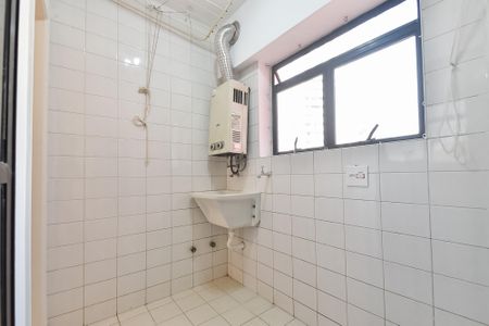 Apartamento à venda com 95m², 3 quartos e 2 vagas Apartamento à venda com 95m², 3 quartos e 2 vagasÁrea de serviço