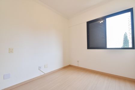 Apartamento à venda com 95m², 3 quartos e 2 vagas Apartamento à venda com 95m², 3 quartos e 2 vagasSuíte