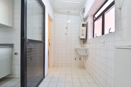 Apartamento à venda com 95m², 3 quartos e 2 vagas Apartamento à venda com 95m², 3 quartos e 2 vagasÁrea de serviço