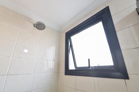 Apartamento à venda com 95m², 3 quartos e 2 vagas Apartamento à venda com 95m², 3 quartos e 2 vagasBanheiro da suíte