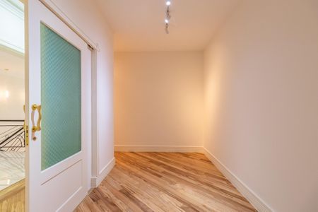 Casa de condomínio à venda com 450m², 4 quartos e 4 vagasSuíte 2
