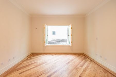 Casa de condomínio à venda com 450m², 4 quartos e 4 vagasQuarto Americano 2