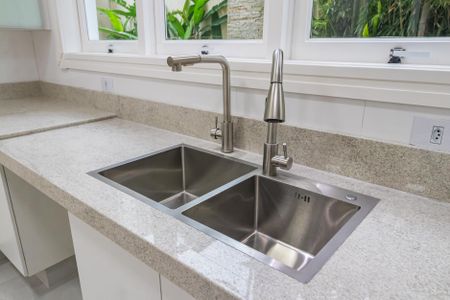 Casa de condomínio à venda com 450m², 4 quartos e 4 vagasCozinha