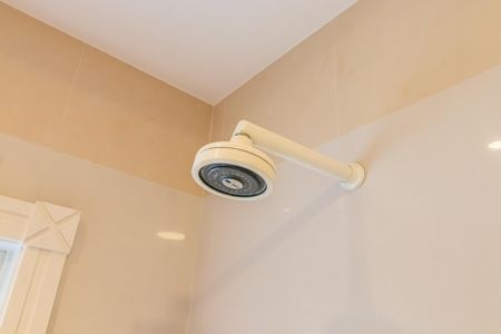 Casa de condomínio à venda com 450m², 4 quartos e 4 vagasBanheiro Quarto Americano