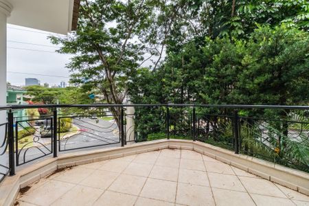 Casa de condomínio à venda com 450m², 4 quartos e 4 vagasSala Privativa