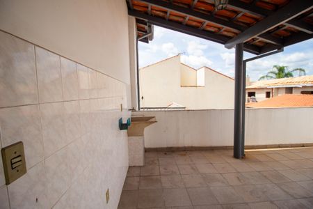 Casa para alugar com 250m², 3 quartos e 2 vagasÁrea de Serviço