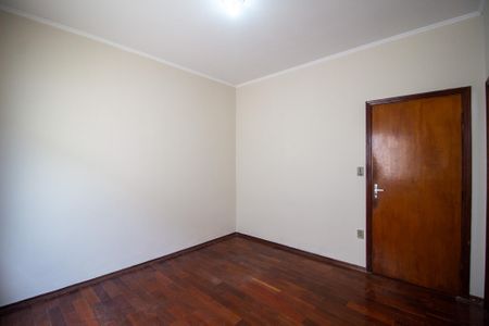 Casa para alugar com 250m², 3 quartos e 2 vagasSuíte 2