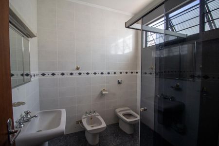 Casa para alugar com 250m², 3 quartos e 2 vagasBanheiro da Suíte 2