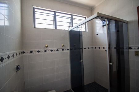 Casa para alugar com 250m², 3 quartos e 2 vagasBanheiro da Suíte 2