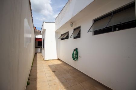 Casa para alugar com 250m², 3 quartos e 2 vagasQuintal