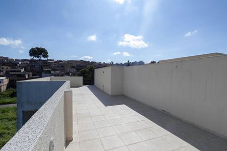 Casa à venda com 120m², 2 quartos e 2 vagasTerraço