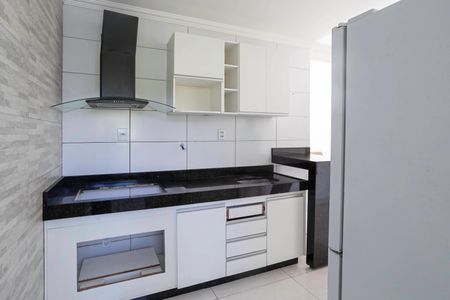 Casa à venda com 120m², 2 quartos e 2 vagasCozinha