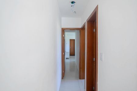 Casa à venda com 120m², 2 quartos e 2 vagasCorredor