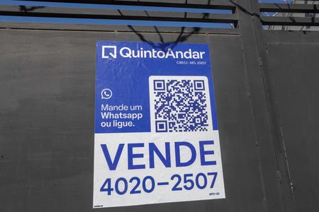 Casa à venda com 120m², 2 quartos e 2 vagasFachada