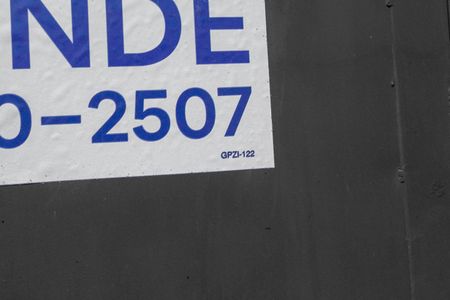 Casa à venda com 120m², 2 quartos e 2 vagasFachada