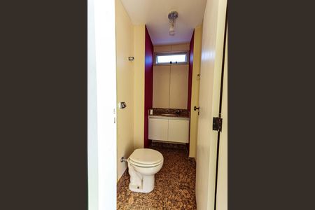 Apartamento à venda com 185m², 3 quartos e 3 vagasBanheiro Social