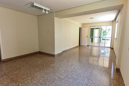 Apartamento à venda com 185m², 3 quartos e 3 vagasSala