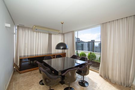 Apartamento à venda com 366m², 3 quartos e 3 vagasSALA