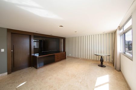 Apartamento à venda com 366m², 3 quartos e 3 vagasSALA